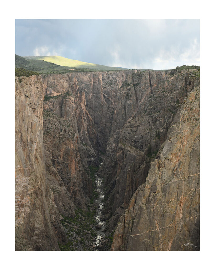 canyon 22 border Timberwolf Photography